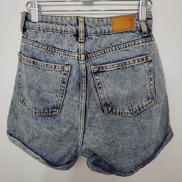 Bershka denim shorts high rise size 00 - Picture 2 of 3